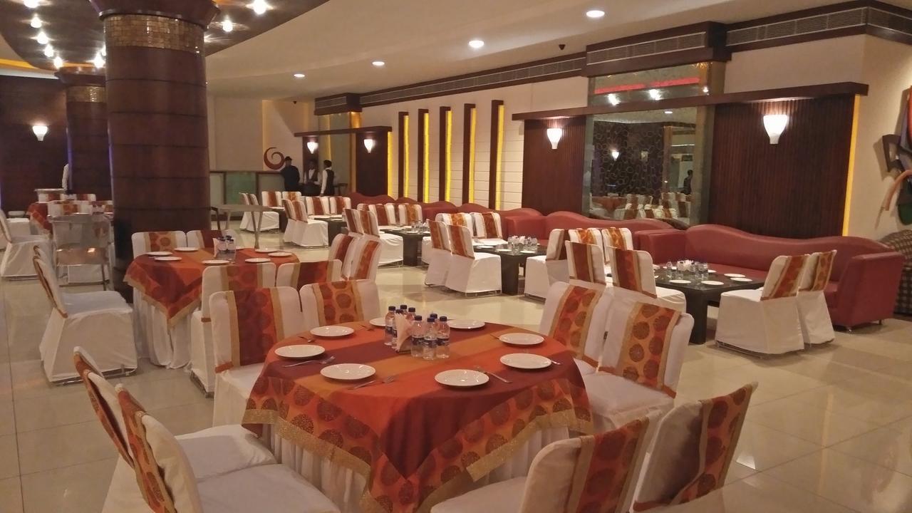 Ab Clarks Inn Jalandhar Exterior photo