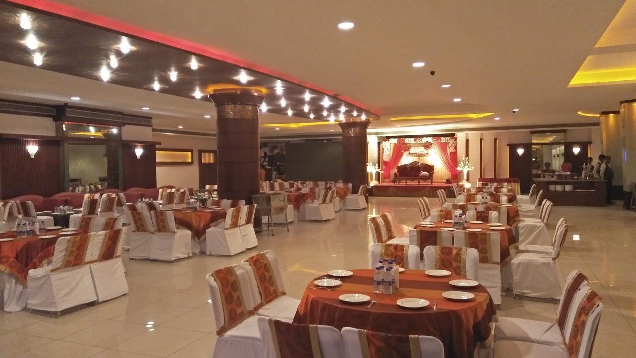 Ab Clarks Inn Jalandhar Exterior photo