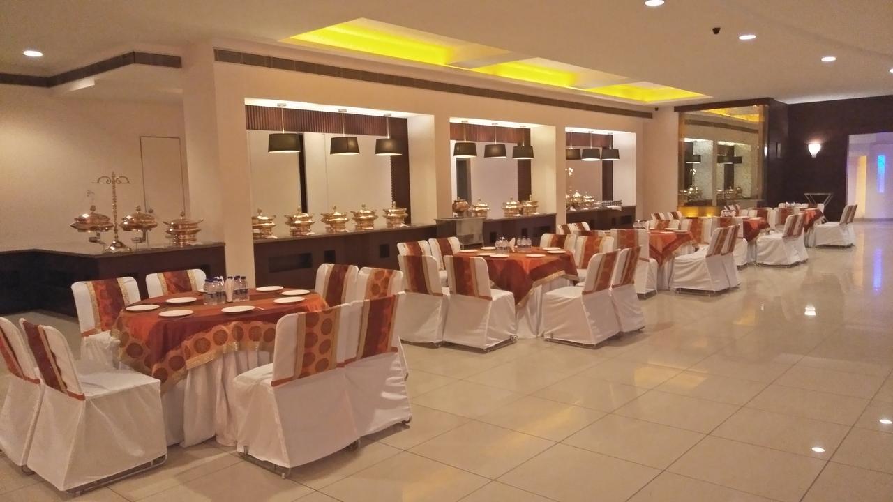 Ab Clarks Inn Jalandhar Exterior photo