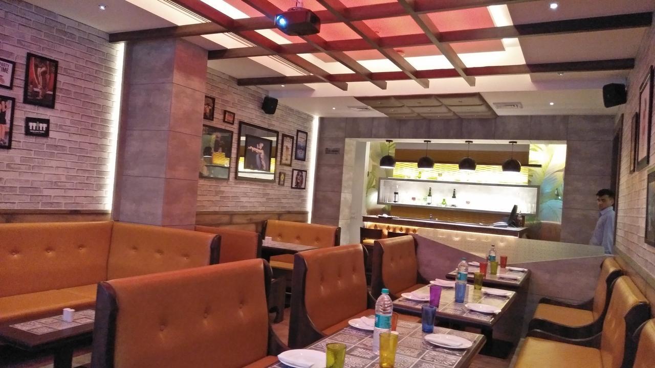 Ab Clarks Inn Jalandhar Exterior photo